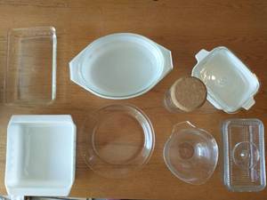 lot 157 image: Assorted Glassware