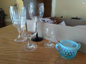 lot 130 image: Stemmed Glassware & CreamSugar Set