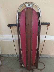 lot 102 image: Vintage Sled