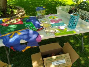 lot 313 image: Collection of Lawn and Garden Dcor