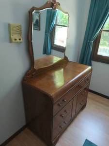 lot 27 image: Vintage Waterfall Chest Dresser with Mirror