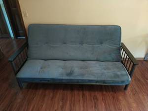 lot 28 image: Futon