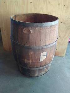 lot 43 image: Old Barrel