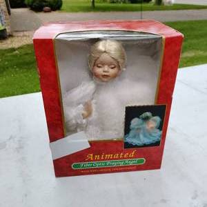 lot 129 image: Praying Angel