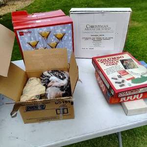 lot 131 image: Collection Of Nic-knick-knacks And Dcor