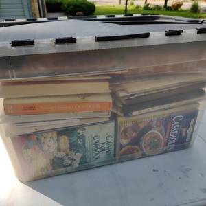 lot 235 image: Large Collection Of Cookbooks