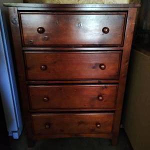 lot 267 image: Four Drawer Dresser