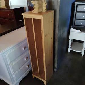lot 272 image: CD Shelf
