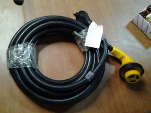 lot 38 image: 30AMP  600V  FT-2  3C  10AWG RV Po...