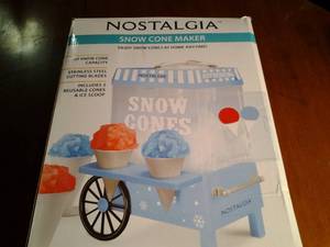 lot 51 image: Nostalgia snowcone makermachine ...