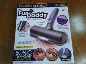 lot 96 image: Fur Daddy  Sonic pet hair remover...