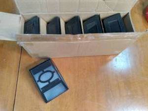 lot 102 image: Six pack solar deckfence lights...
