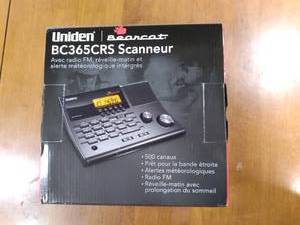 lot 104 image: Uniden bearcat BC365CRS scanner...