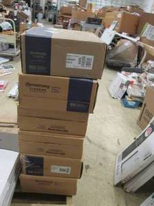 6 cases of armstrong commercial flo...