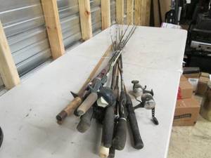 lot of vintage rods some have reels...