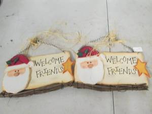 2 welcome friends christmas signs ...