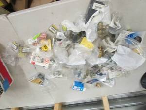 box of buss fuses, airline pieces ,...