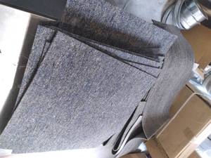 16 Pcs. Of Carpet Tiles 24 X 24 a...