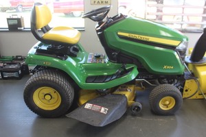 lot 97 image: John Deere X304 Lawn Tractor w Snow Blower - 4 Wheel Steer - 82 Hours - Listed 613