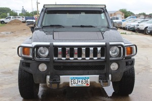 lot 89 image: 2008 Hummer H3 Luxury AWD