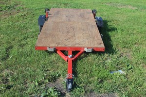 lot 77 image: Utility Trailer