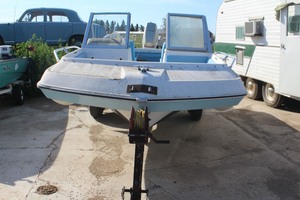 lot 75 image: 1973 Chrysler Boat  Trailer  Motor