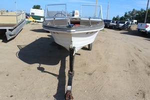 lot 67 image: 1971 Steury V415SS Boat  Trailer  Motor