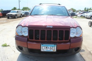 lot 66 image: 2009 Jeep Grand Cherokee Laredo 4x4