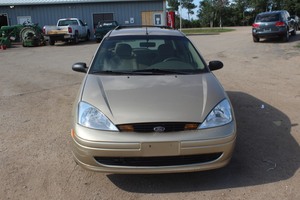 lot 34 image: 2002 Ford Focus SE - 97,032 Miles -