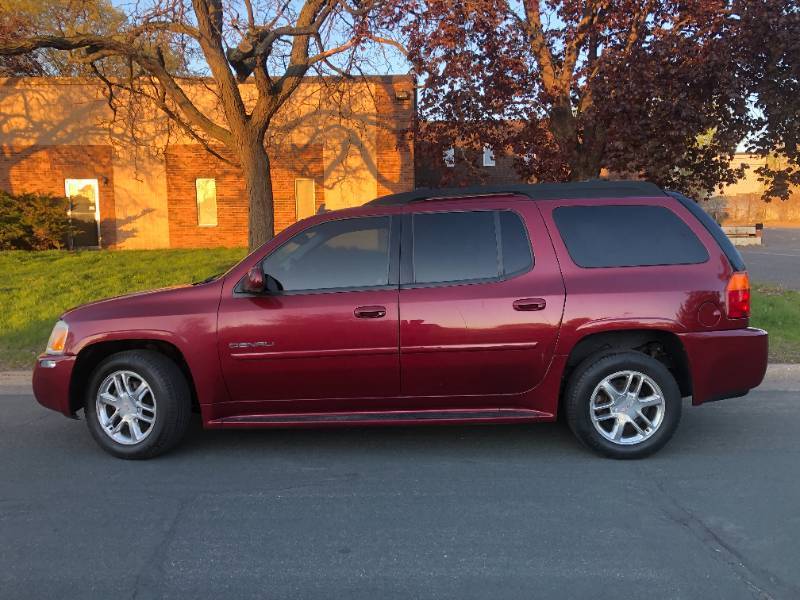 2006 GMC Envoy Denali XL - 4x4 - 5.3 V8 - Clean Illinois Vehicle