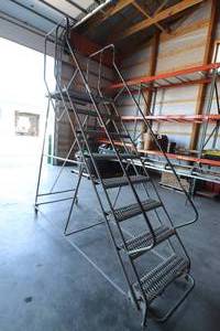 8 Step Rolling Metal Ladder