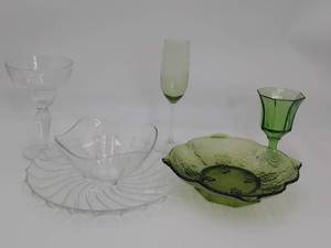 6 Piece Elegant Glass Collection