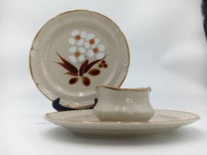 Retro Hearthside The Classics Japanese Stoneware 12 Platter, Gravy Boat, and  Oval Platter
