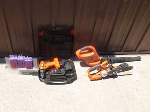 Black & Decker 18 volt drill, blower & chainsaw. Tested & works. As shown.