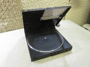 lot 3 image: (RMWS) RCA Linear Tracking Turntabl...