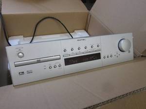 lot 6 image: (RMT) Rotel RSDX-02 DVD Receiver wi...