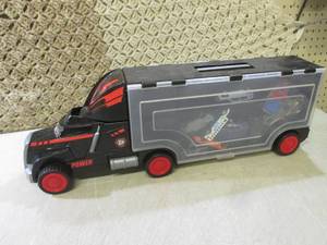 lot 9 image: (EC1) Big Rig Car Carrier with Asso...