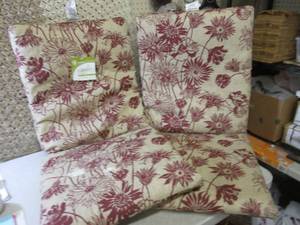 lot 14 image: (EW4) Pair of Outdoor Reversable Ch...