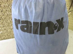 lot 25 image: (RMC) Rain-X Fullsize Car Cover...
