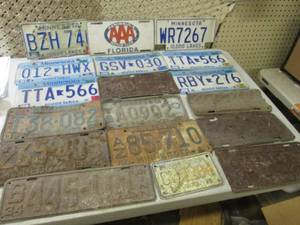 lot 33 image: (CS) Vintage Minnesota License Plat...