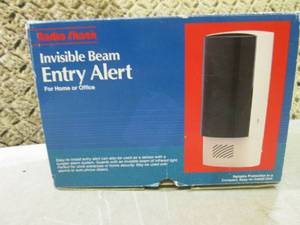 lot 45 image: (BS) Radio Shack Invisible Beam Ent...