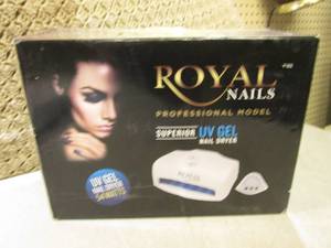 lot 57 image: (D-3) Royal Nails UV Gel Nail Dryer...