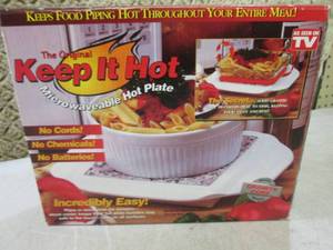 lot 74 image: (BSB) The Original Keep It Hot Micr...