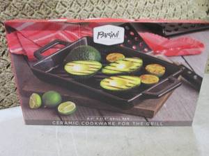 lot 104 image: (CS) Parini 8.5 x 11.5 Grill Pan ...