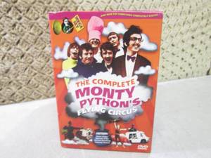 lot 111 image: (BSB) The Complete Monty Pythons F...
