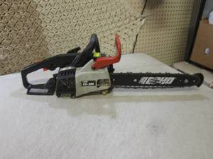 lot 153 image: (RM3) Echo CS-305 14 Chainsaw Star...