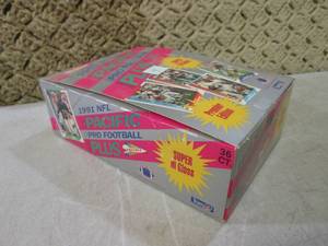 lot 162 image: (C-4) 1991 NFL Pacific Pro Football...
