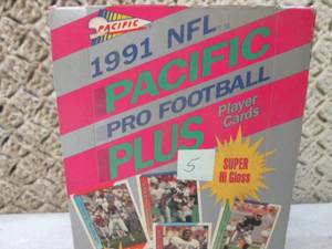 lot 163 image: (C-4) 1991 NFL Pacific Pro Football...