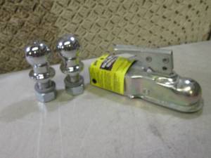 lot 191 image: (BSB) 2 New 1 78 Receiver Hitch B...