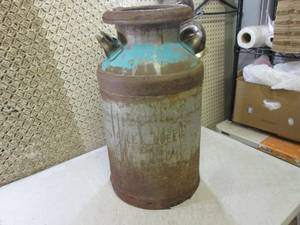 lot 210 image: (RMDR) Vintage Metal Milk Can with ...